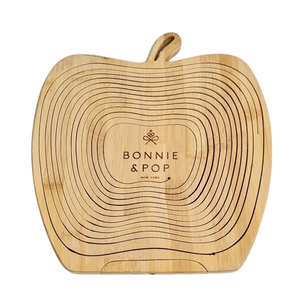 Bonnie & Pop New York  Expandable Wooden Apple Fruit Flowers Basket Tray Trivet